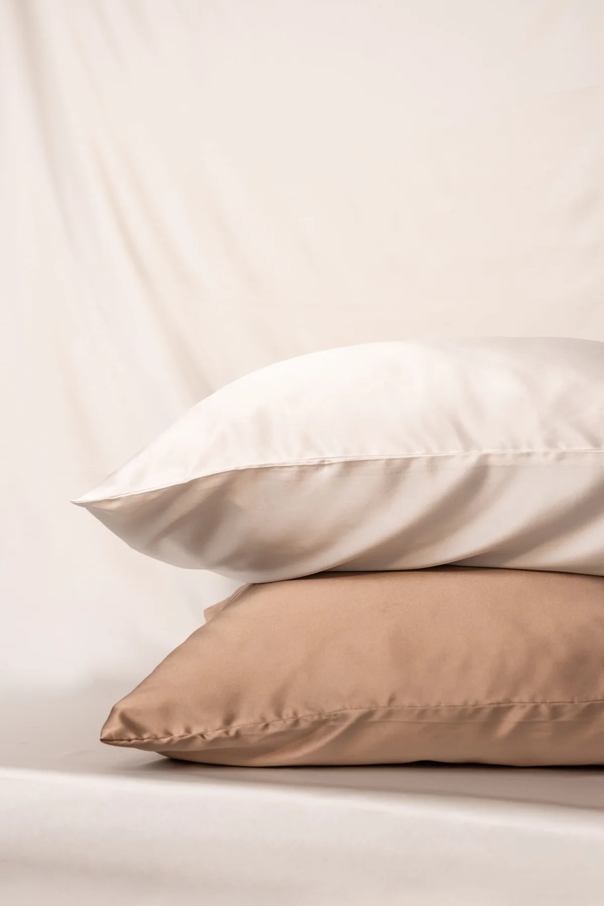 Silk Pillow Premium